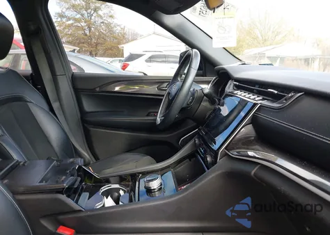 2021 Jeep Grand Cherokee L Altitude 4X2 from USA, damaged, VIN 1C4RJJAG3M8191720